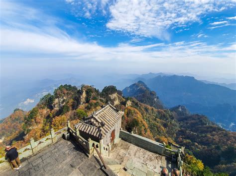 大武口武當山的地標魅力：追溯位置，細探風情